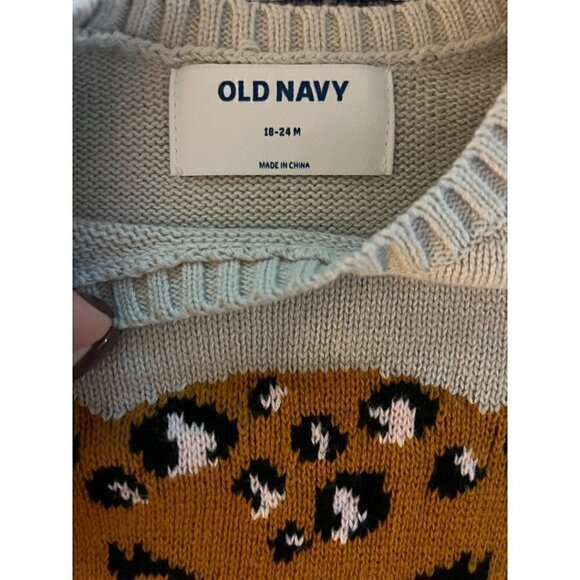 Old Navy Toddler Girl Cheetah Sweater - Picture 3 of 10